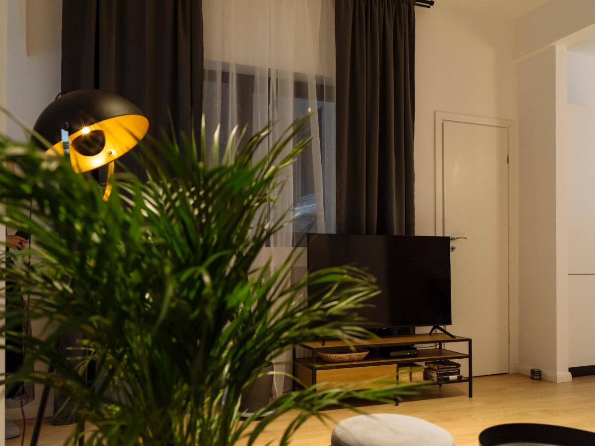 Bright 3Br Flat - Top Location - Green View Balcony Бухарест Экстерьер фото