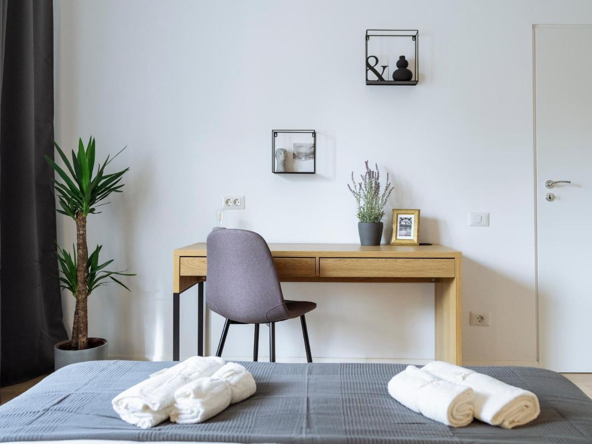 Bright 3Br Flat - Top Location - Green View Balcony Бухарест Экстерьер фото